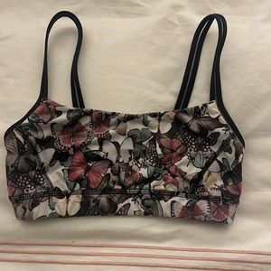 Lululemon sports bra